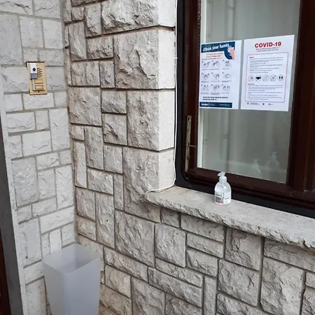 Apartment Saragoza In Peaceful Surrounding *