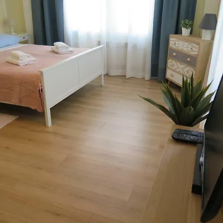 Saragoza In Peaceful Surrounding Apartment Matulji